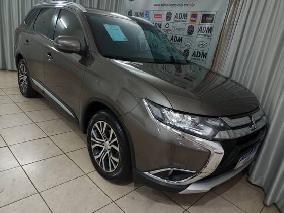 MITSUBISHI OUTLANDER 2.0 COMFORT 16V GASOLINA 4P AUTOMÁTICO MITSUBISHI OUTLANDER 2.0 COMFORT 16V GASOLINA 4P AUTOMÁTICO